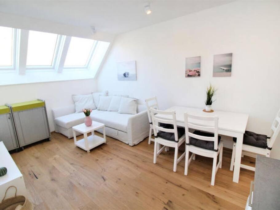 City-Center Rooftop-Apartment Wina Bagian luar foto